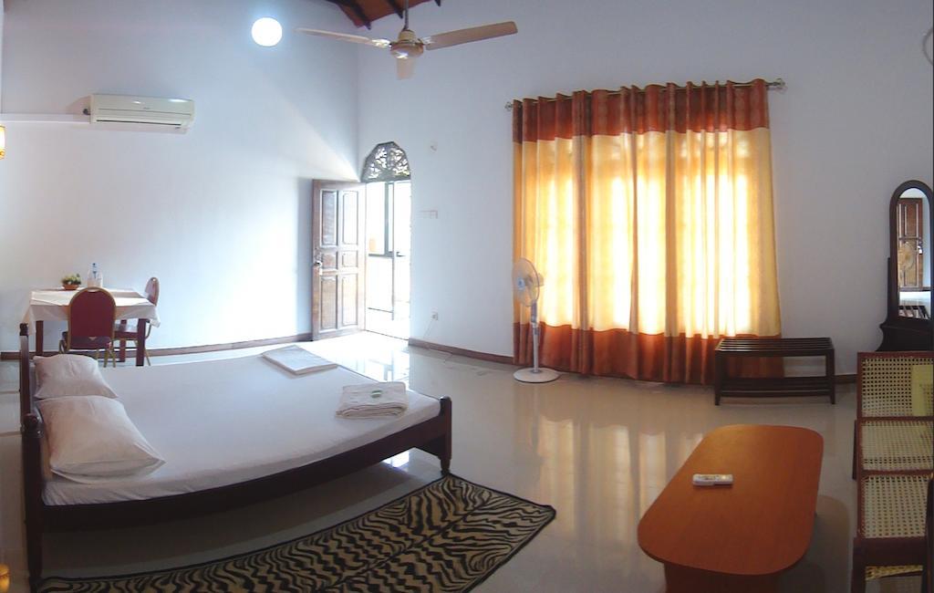 Green Land Guest House Pinnawala  Rom bilde