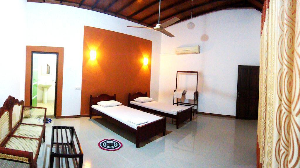 Green Land Guest House Pinnawala  Rom bilde